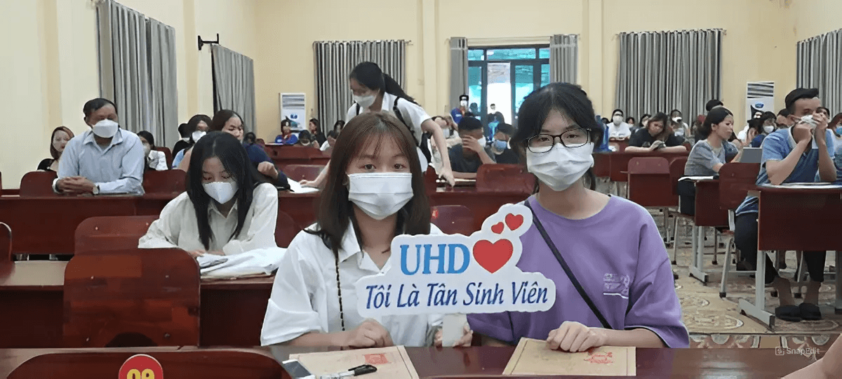 Tuyển sinh và hỗ trợ