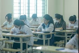 Thời khóa biểu Học kỳ II, năm học 2023 - 2024 đối với các lớp K13 Khoa Toán và Khoa học Tự nhiên