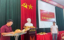 Công tác phát triển đảng viên của Chi bộ Khoa Công nghệ thông tin