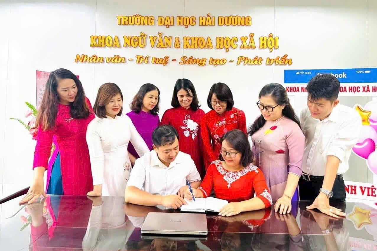 Giới thiệu thông tin về Khoa Ngữ văn và Khoa học xã hội