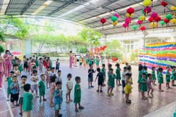 Trường Mầm non Thực hành Hoa Sen rèn nề nếp, thói quen cho trẻ đầu năm học mới