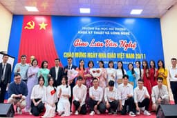 Khoa Kỹ thuật và Công nghệ tổng kết chuỗi hoạt động  chào mừng 43 năm Ngày Nhà giáo Việt Nam 20/11