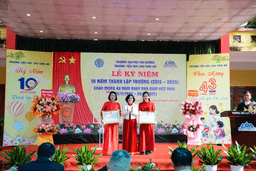 Lễ kỉ niệm 10 năm thành lập Trường và 43 năm Ngày Nhà giáo Việt Nam 20/11