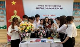Sinh viên Sư phạm Tin học K14 đi thực tế tại các trường phổ thông