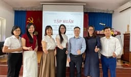 Giảng viên Khoa Kinh tế - Quản trị tích cực tham gia các khóa đào tạo, tập huấn nâng cao trình độ chuyên môn