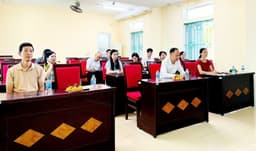 Hội nghị công bố quyết định bổ nhiệm, giao nhiệm vụ viên chức quản lý Khoa Kỹ thuật và Công nghệ