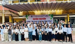 Hoạt động thực tế nghề nghiệp tại Trường THPT Chu Văn An của sinh viên K14 - Khoa Ngữ văn và Khoa học Xã hội, Trường Đại học Hải Dương