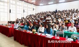 Hội thảo khoa học "Nâng cao năng lực tổ chức giáo dục hoà nhập cho trẻ khuyết tật"