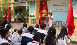 Học sinh Trường THCS Chu Văn An tưng bừng chào mừng kỷ niệm 80 năm Ngày thành lập Quân đội nhân dân Việt Nam (22/12/1944 – 22/12/2024)